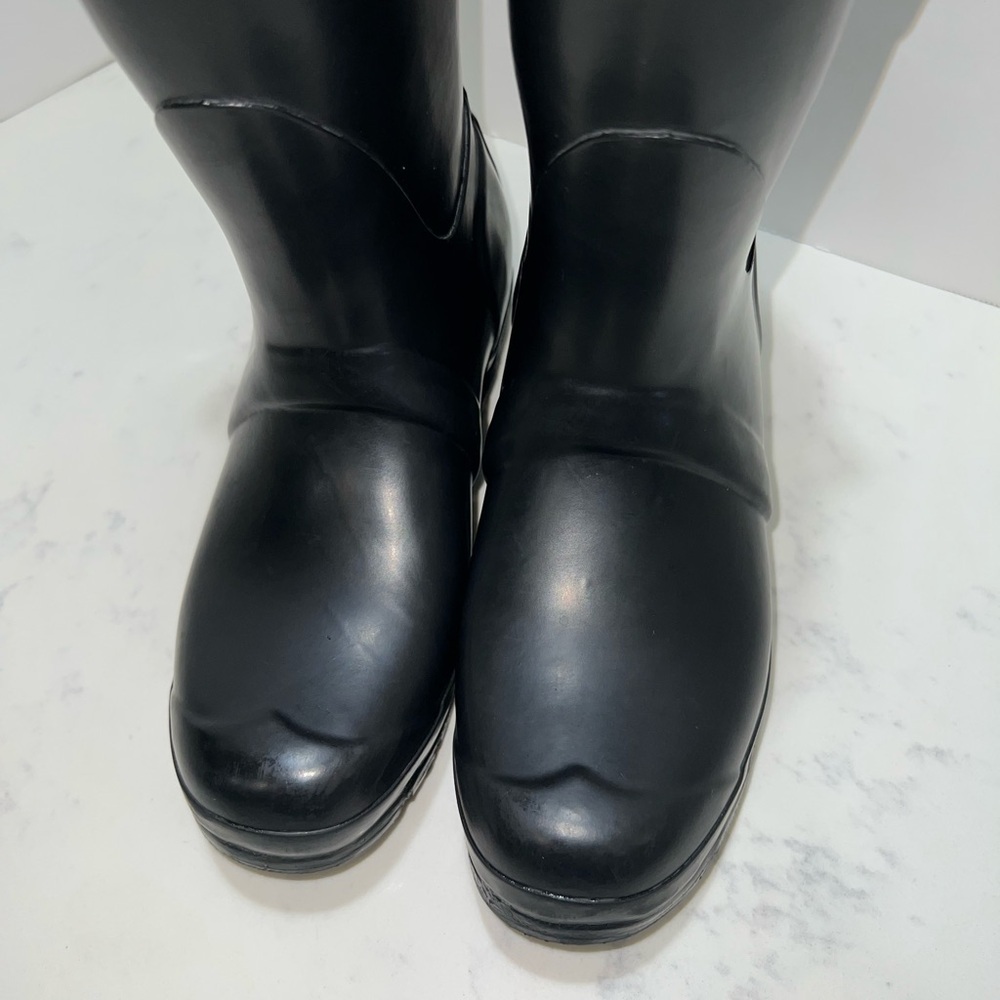 ‼️🚨SOLD ‼️🚨Hunter Black Rain Boots - Picture 8 of 15